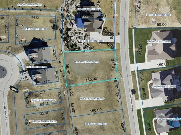 884 Pine Valley Drive, Bowling Green, OH 43402