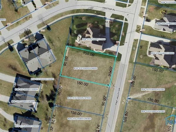 848 Pine Valley Drive, Bowling Green, OH 43402