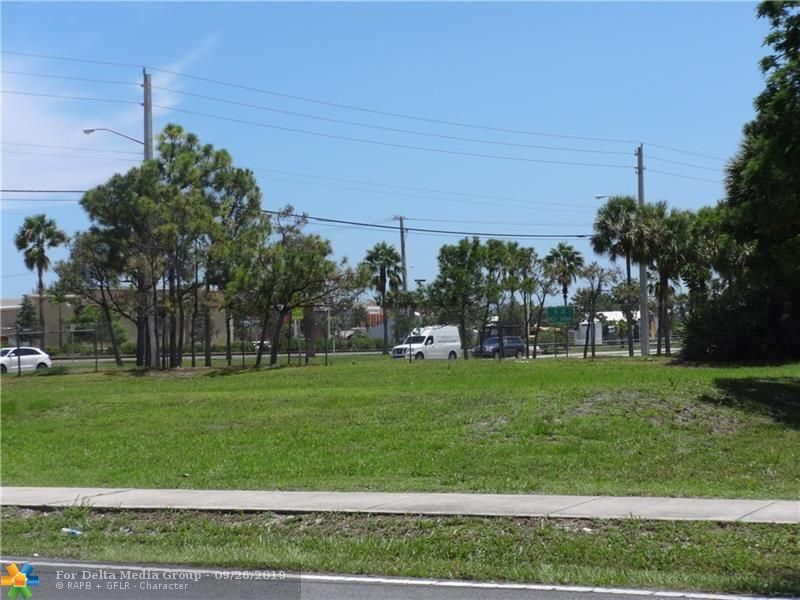800 NW Dixie Hwy, Pompano Beach, FL 33060 Photo