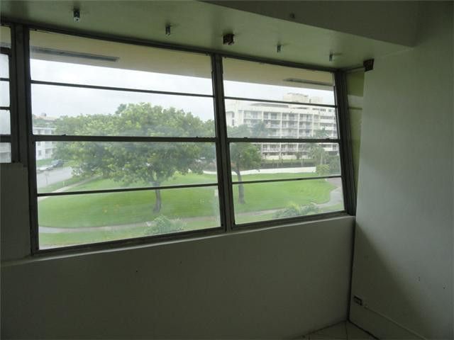 Please Call For Address, North Miami, FL 33181 Photo