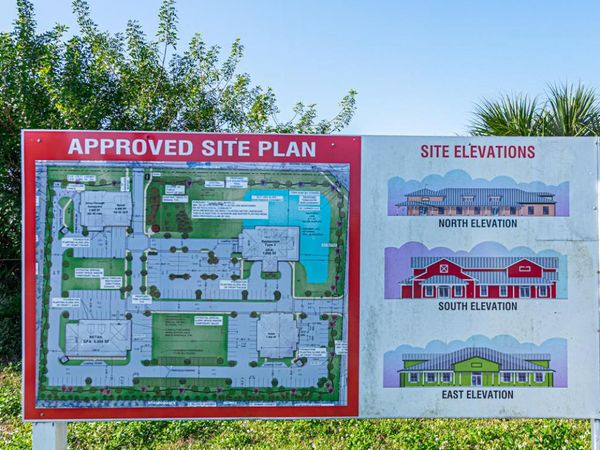 12900 Okeechobee Boulevard, Loxahatchee Groves, FL 33470