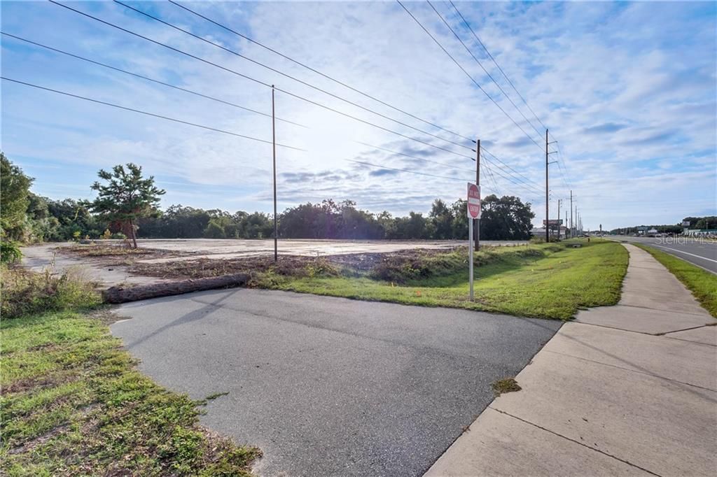 3131 Us Highway 441/27, Fruitland Park, FL 34731 Photo