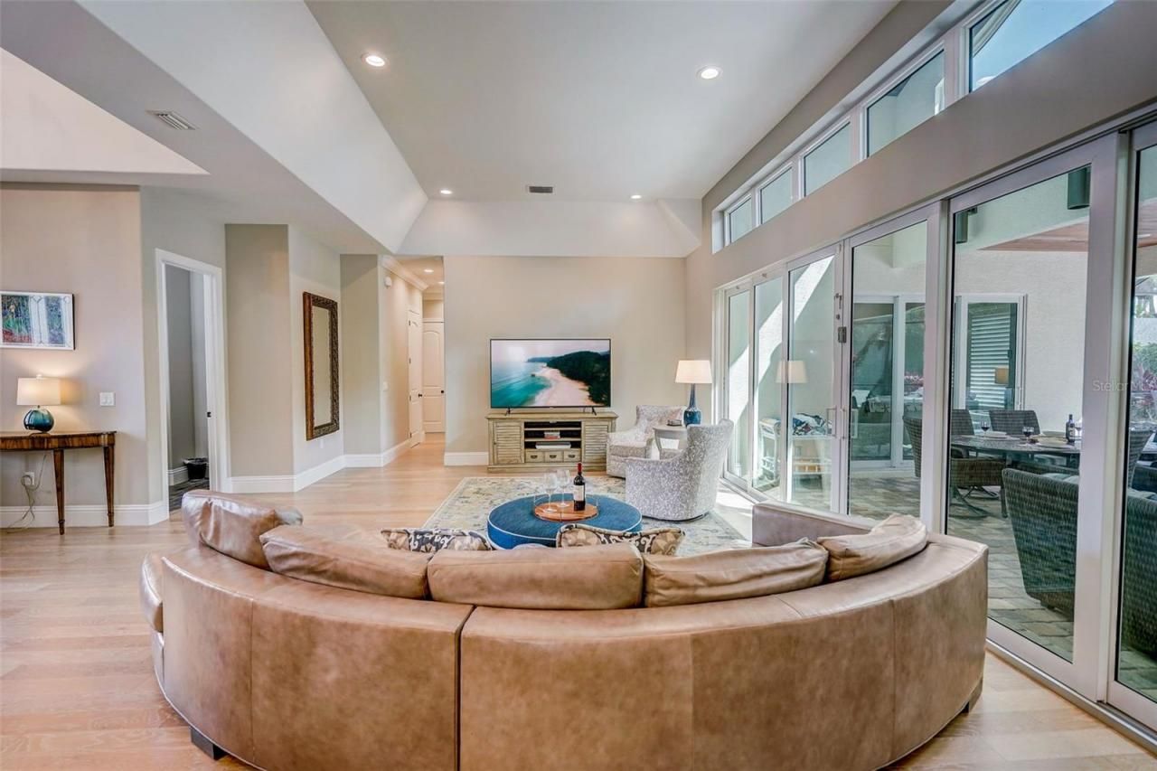 125 S Blvd Of Presidents, Sarasota, FL 34236 Photo