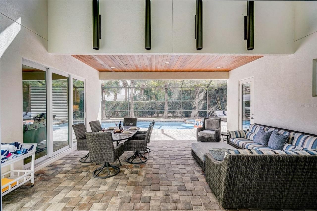 125 S Blvd Of Presidents, Sarasota, FL 34236 Photo