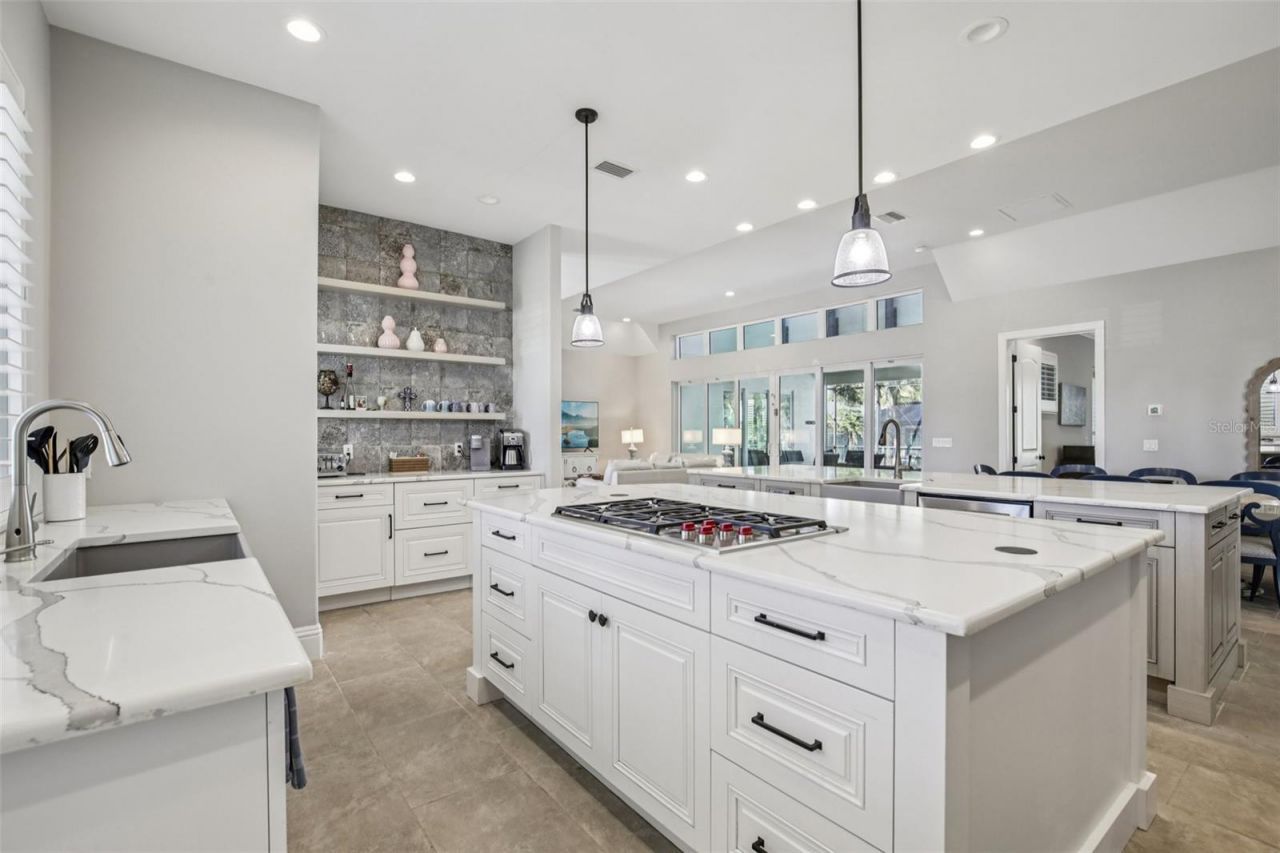 125 S Blvd Of Presidents, Sarasota, FL 34236 Photo