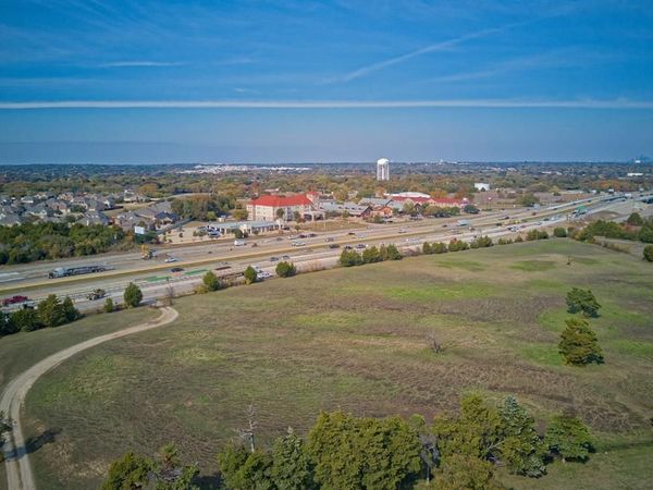 1318 N J Elmer Weaver Freeway, Cedar Hill, TX 75104