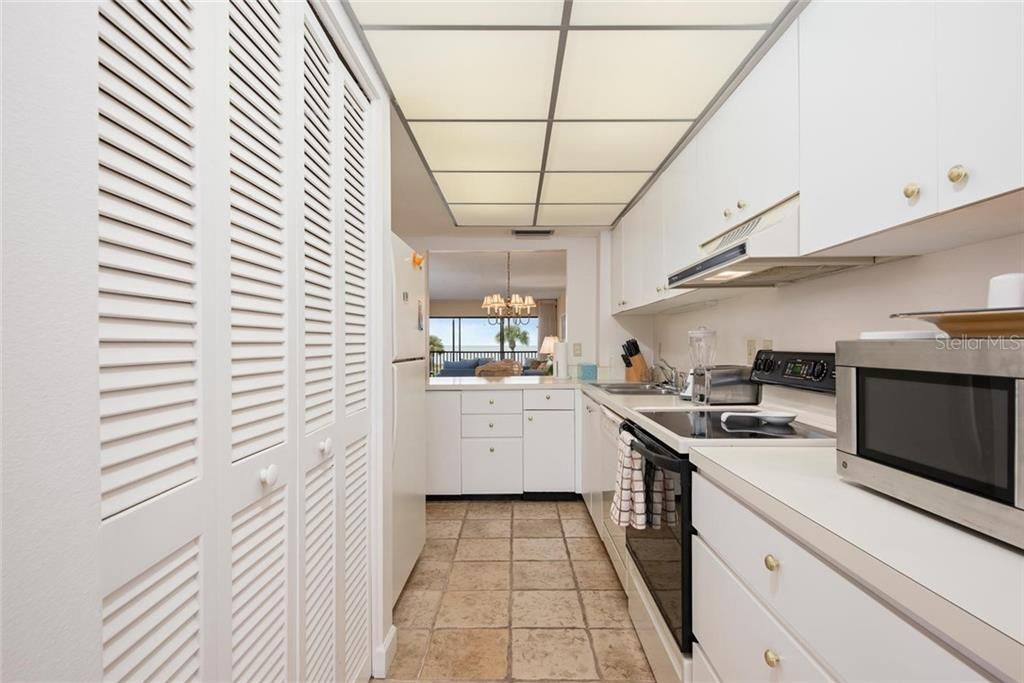 5393 Gulf Of Mexico Drive, Unit 208, Longboat Key, FL 34228 Photo