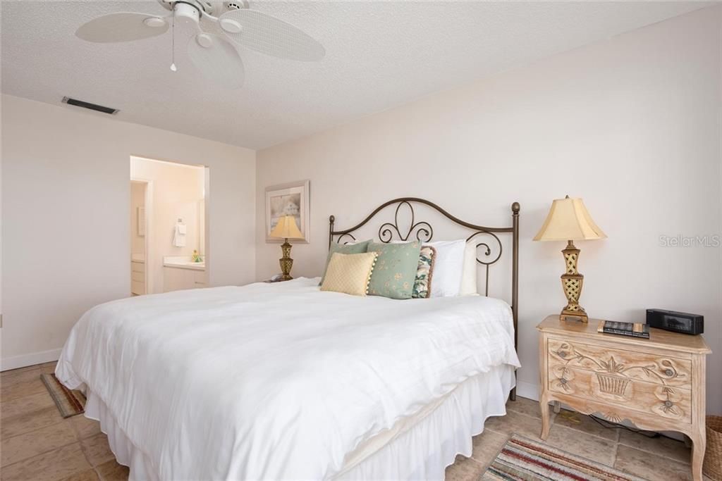 5393 Gulf Of Mexico Drive, Unit 208, Longboat Key, FL 34228 Photo
