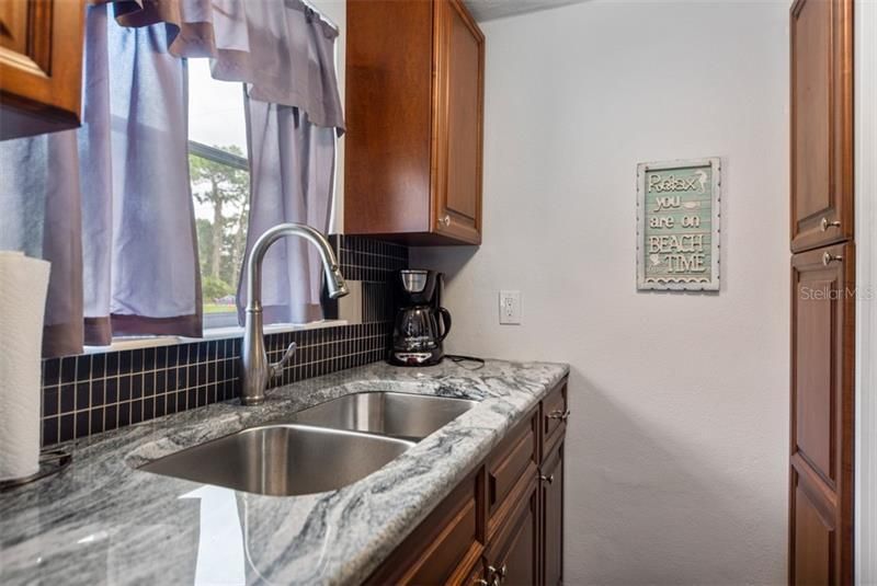 860 Bayshore Drive, Englewood, FL 34223 Photo