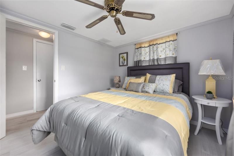 860 Bayshore Drive, Englewood, FL 34223 Photo