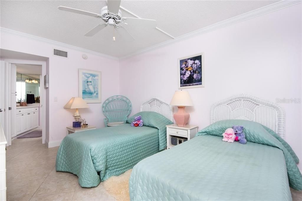 4825 Gulf Of Mexico Drive, Unit 605, Longboat Key, FL 34228 Photo