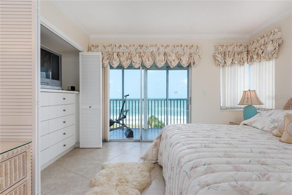 4825 Gulf Of Mexico Drive, Unit 605, Longboat Key, FL 34228 Photo