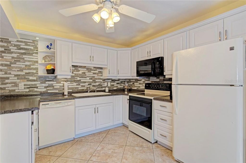 1677 Brookhouse Circle, Unit BR223, Sarasota, FL 34231 Photo