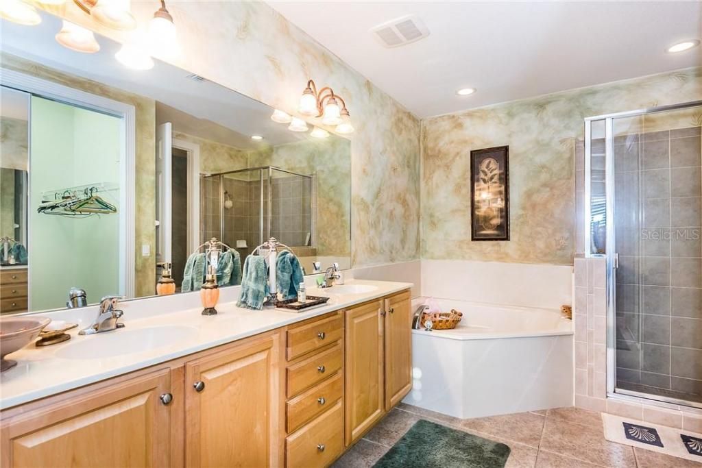 3334 Purple Martin Drive, Unit 211, Punta Gorda, FL 33950 Photo