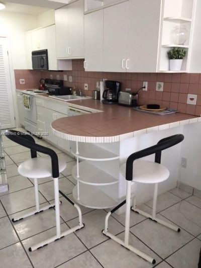 100 Lincoln Rd, Unit 1236, Miami Beach, FL 33139 Photo