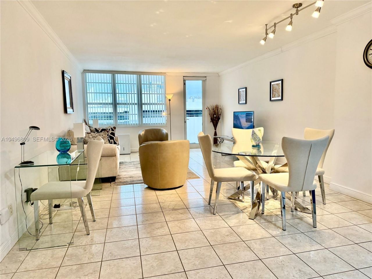 100 Lincoln Rd, Unit 1423, Miami Beach, FL 33139 Photo