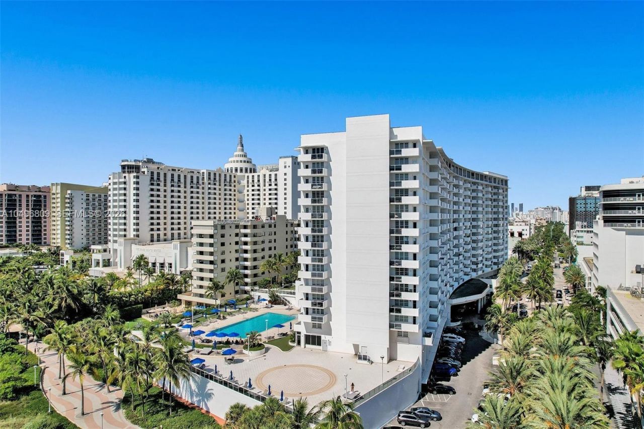100 Lincoln Rd, Unit 1423, Miami Beach, FL 33139 Photo