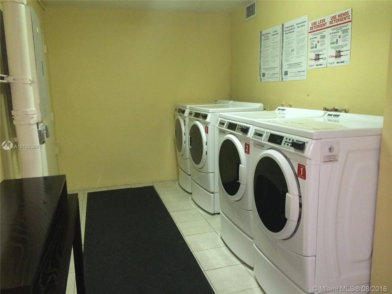 19370 Collins Av Seasonal, Unit 1417, Sunny Isles Beach, FL 33160 Photo