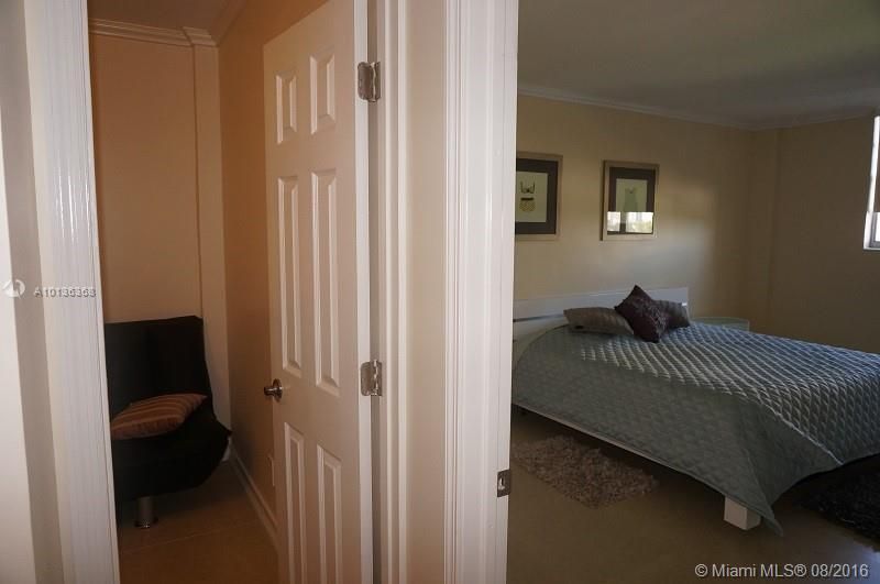 19370 Collins Av Seasonal, Unit 923, Sunny Isles Beach, FL 33160 Photo