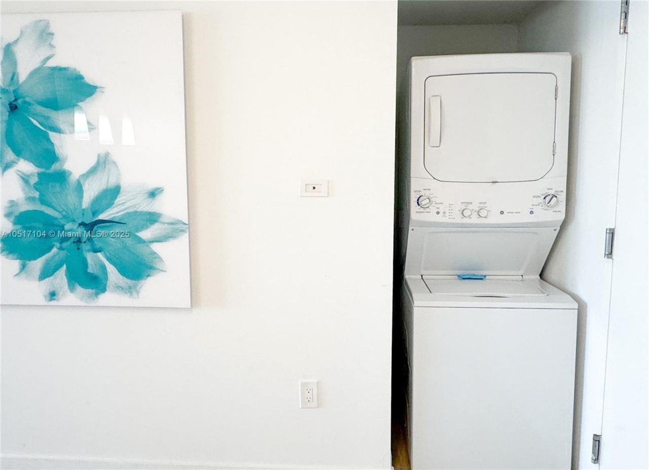 2602 E Hallandale Beach Blvd, Unit 1708, Hallandale Beach, FL 33009 Photo