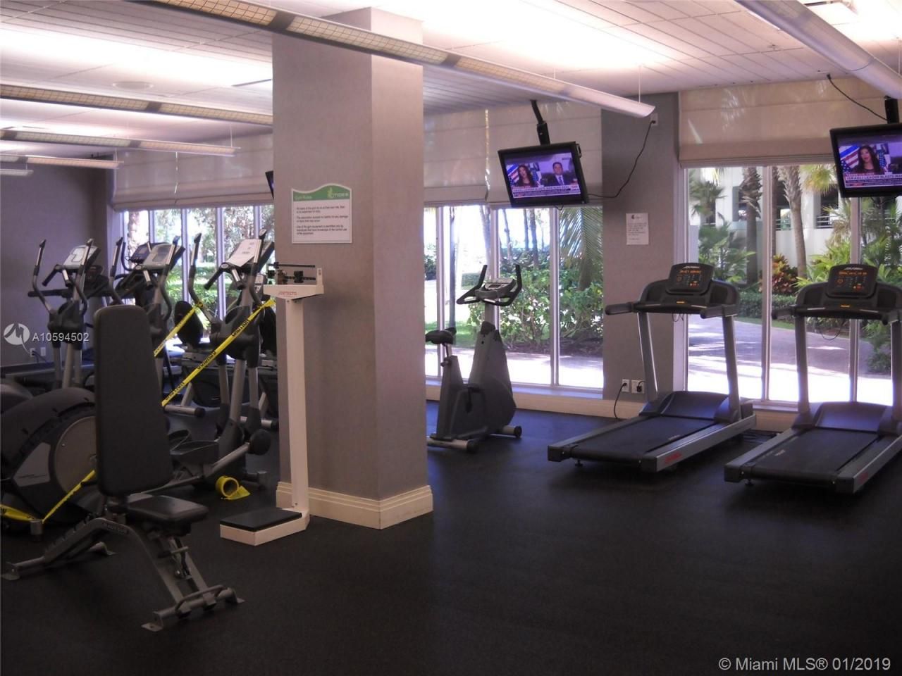 3801 S Ocean Dr, Unit 10V, Hollywood, FL 33019 Photo