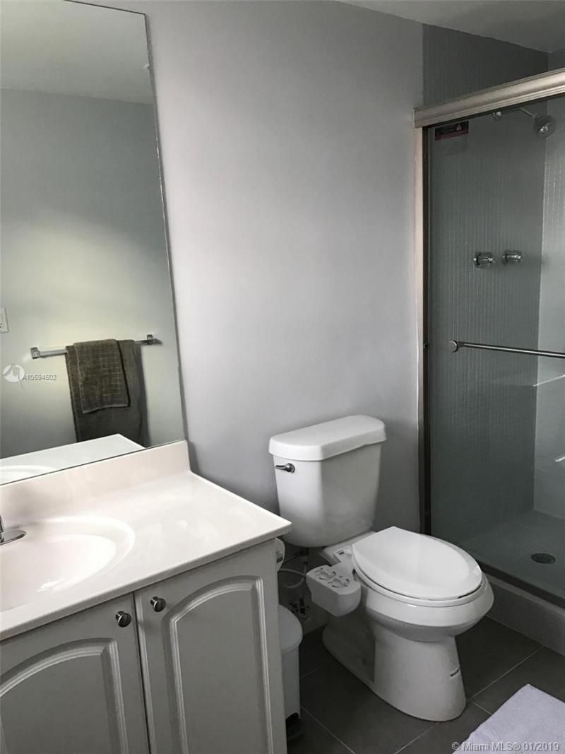 3801 S Ocean Dr, Unit 10V, Hollywood, FL 33019 Photo