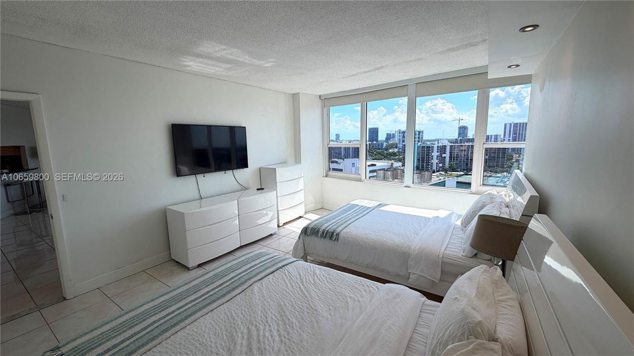 3505 S Ocean Dr, Unit 1403, Hollywood, FL 33019 Photo