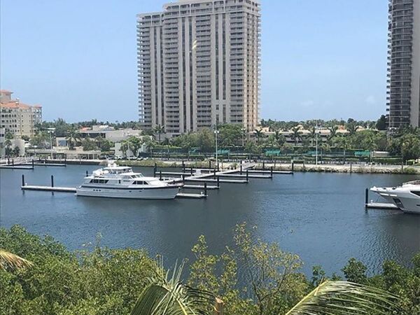 19701 E Country Club Dr, Unit 5606, Aventura, FL 33180