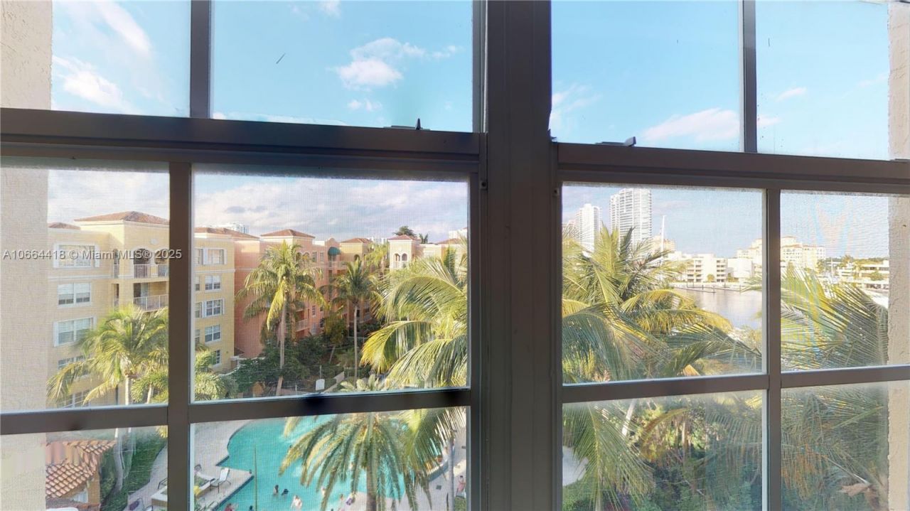 19701 E Country Club Dr, Unit 5606, Aventura, FL 33180 Photo