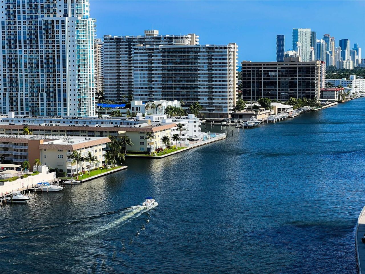 2602 E Hallandale Beach Blvd, Unit 1605, Hallandale Beach, FL 33009 Photo