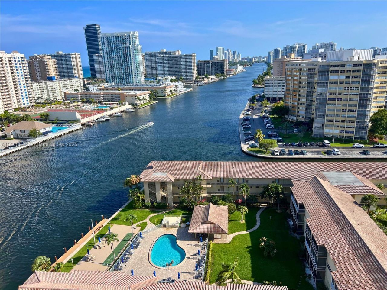 2602 E Hallandale Beach Blvd, Unit 1605, Hallandale Beach, FL 33009 Photo