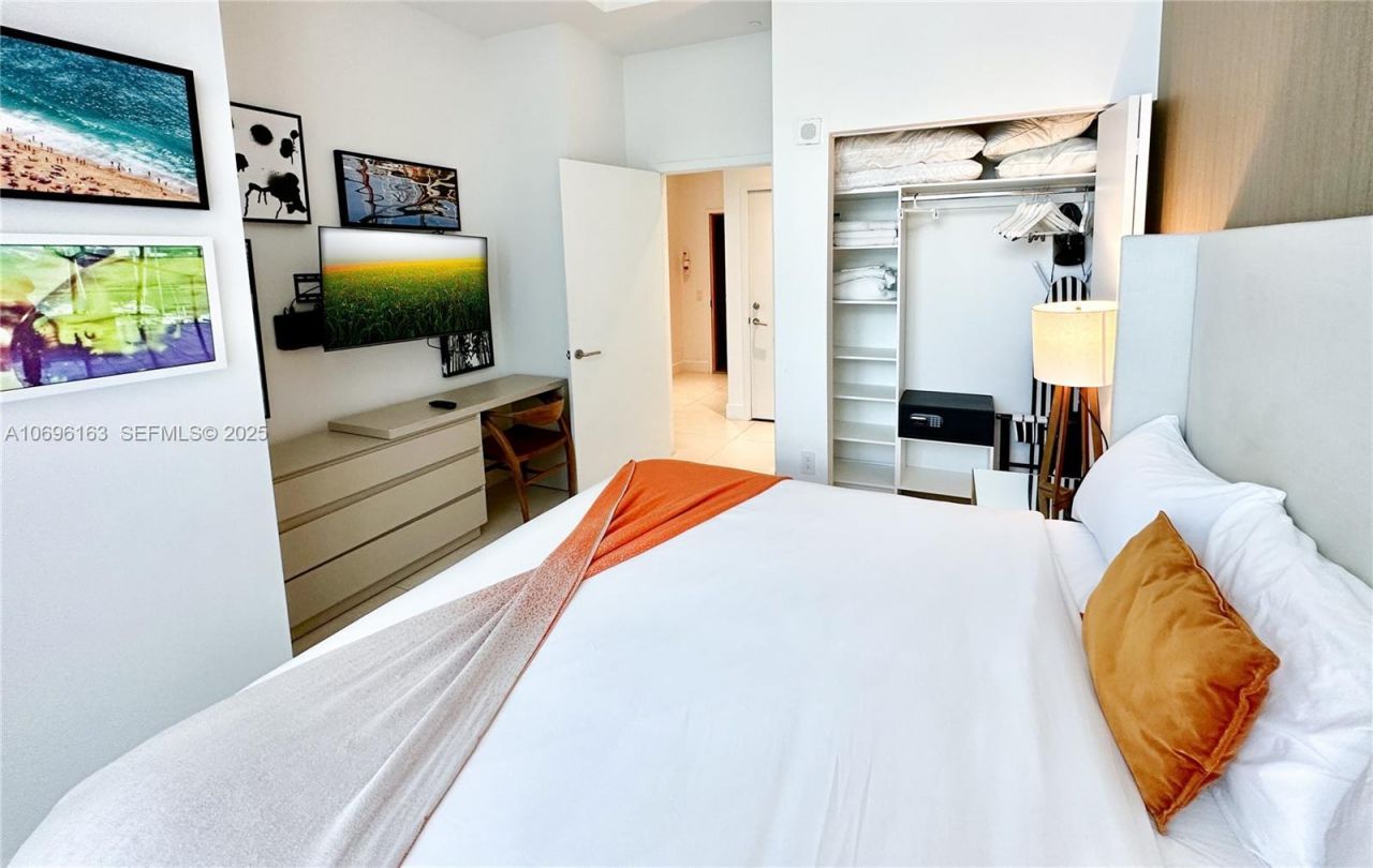 4111 S Ocean Dr, Unit 205, Hollywood, FL 33019 Photo