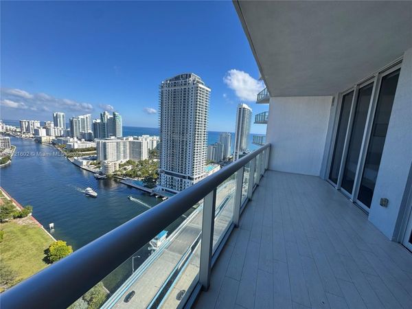 2600 E Hallandale Beach, Unit 3104, Hallandale Beach, FL 33009