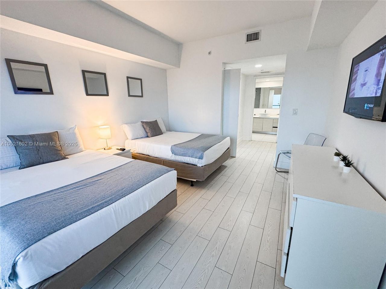 2600 E Hallandale Beach, Unit 3104, Hallandale Beach, FL 33009 Photo