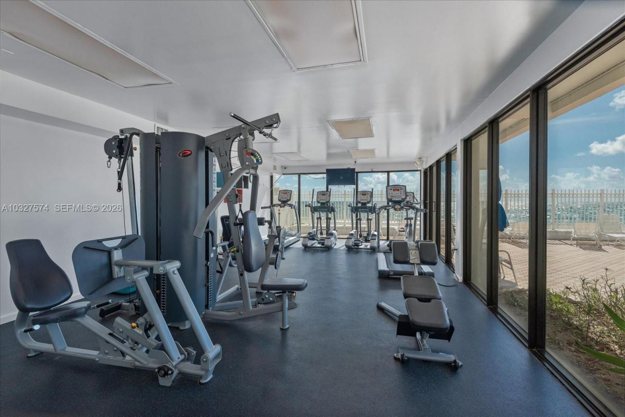 3505 S Ocean Dr, Unit 921, Hollywood, FL 33019 Photo
