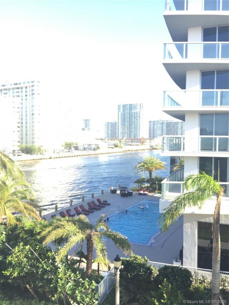 2600 E Hallandale Beach, Unit 2202, Hallandale Beach, FL 33009 Photo
