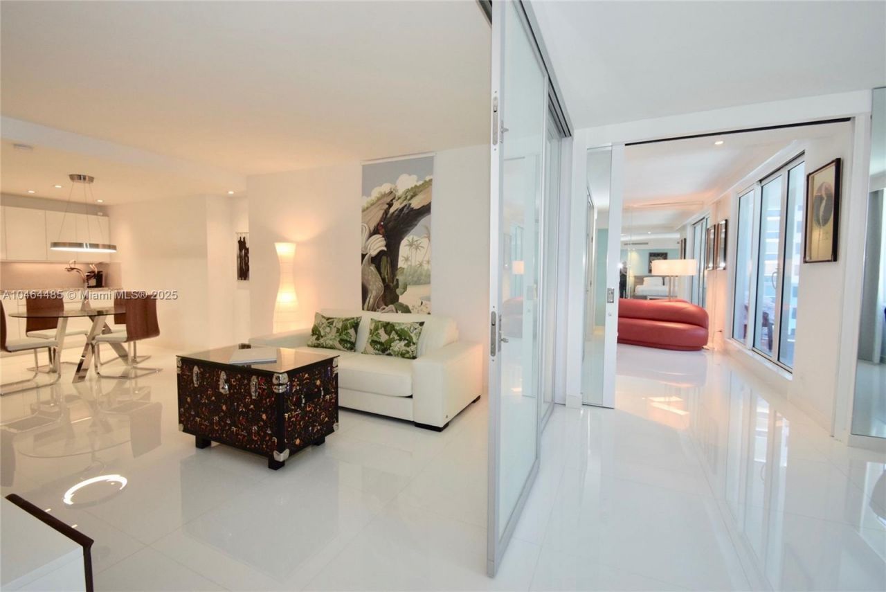 2301 Collins Ave, Unit 815/814, Miami Beach, FL 33139 Photo