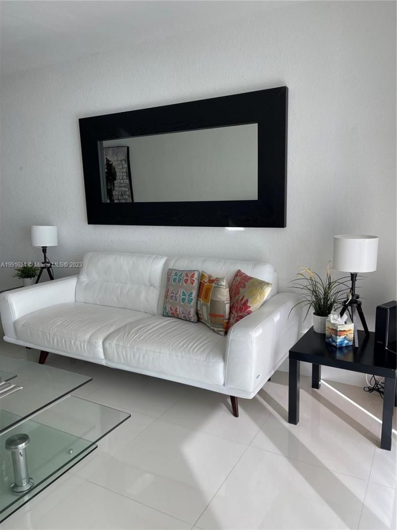 3801 S Ocean Dr, Unit 7X, Hollywood, FL 33019 Photo