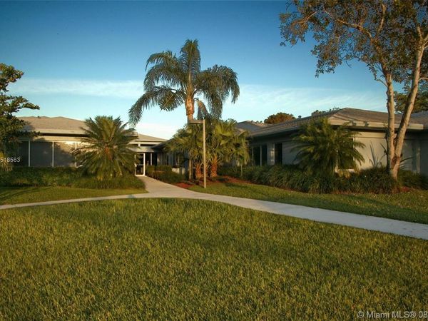 Pembroke Pines, FL 33024