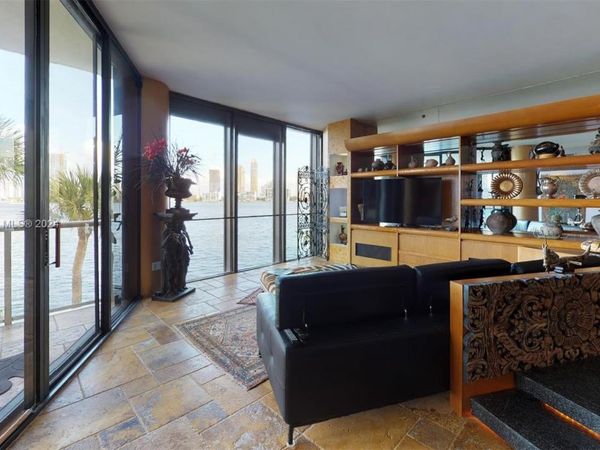 4000 Island Blvd, Unit W-STE6, Aventura, FL 33160