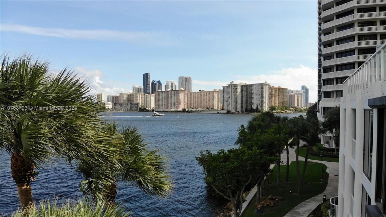 4000 Island Blvd, Unit W-STE6, Aventura, FL 33160 Photo