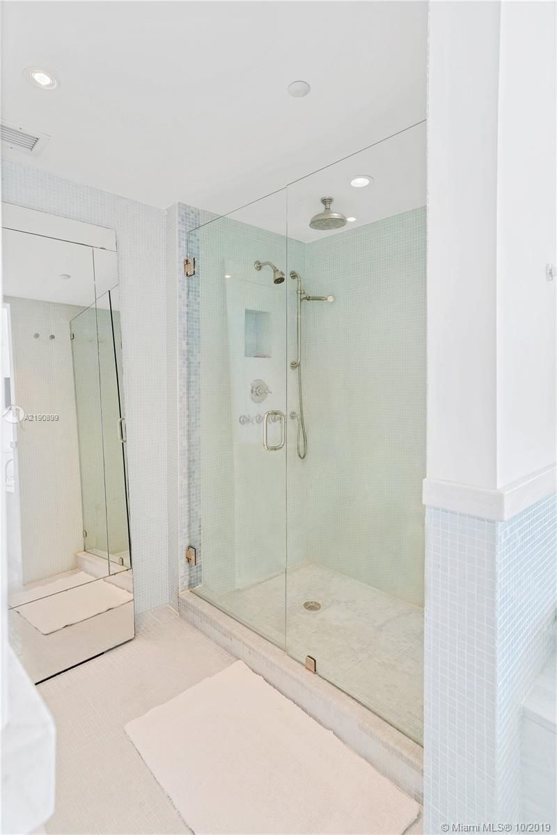 18911 Collins Ave, Unit 2705, Sunny Isles Beach, FL 33160 Photo