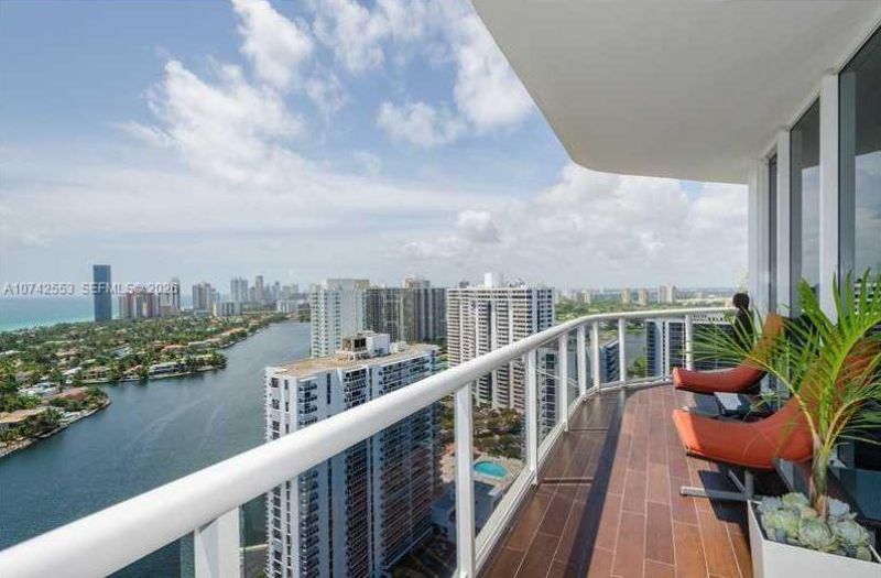 3802 NE 207th St, Unit 2802, Aventura, FL 33180 Photo