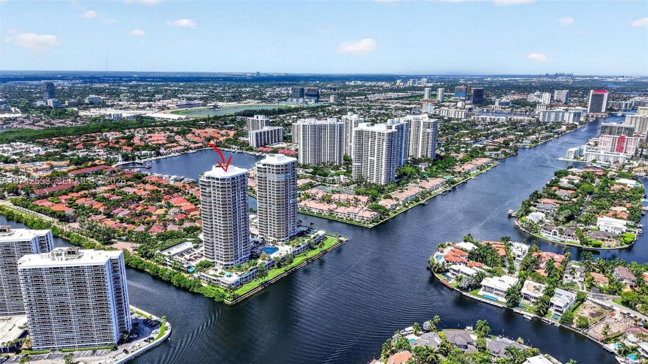 3802 NE 207th St, Unit 2802, Aventura, FL 33180 Photo