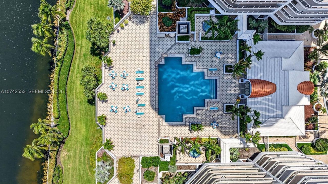 3802 NE 207th St, Unit 2802, Aventura, FL 33180 Photo