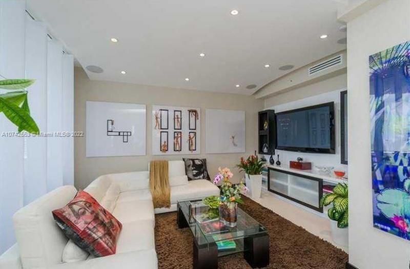 3802 NE 207th St, Unit 2802, Aventura, FL 33180 Photo