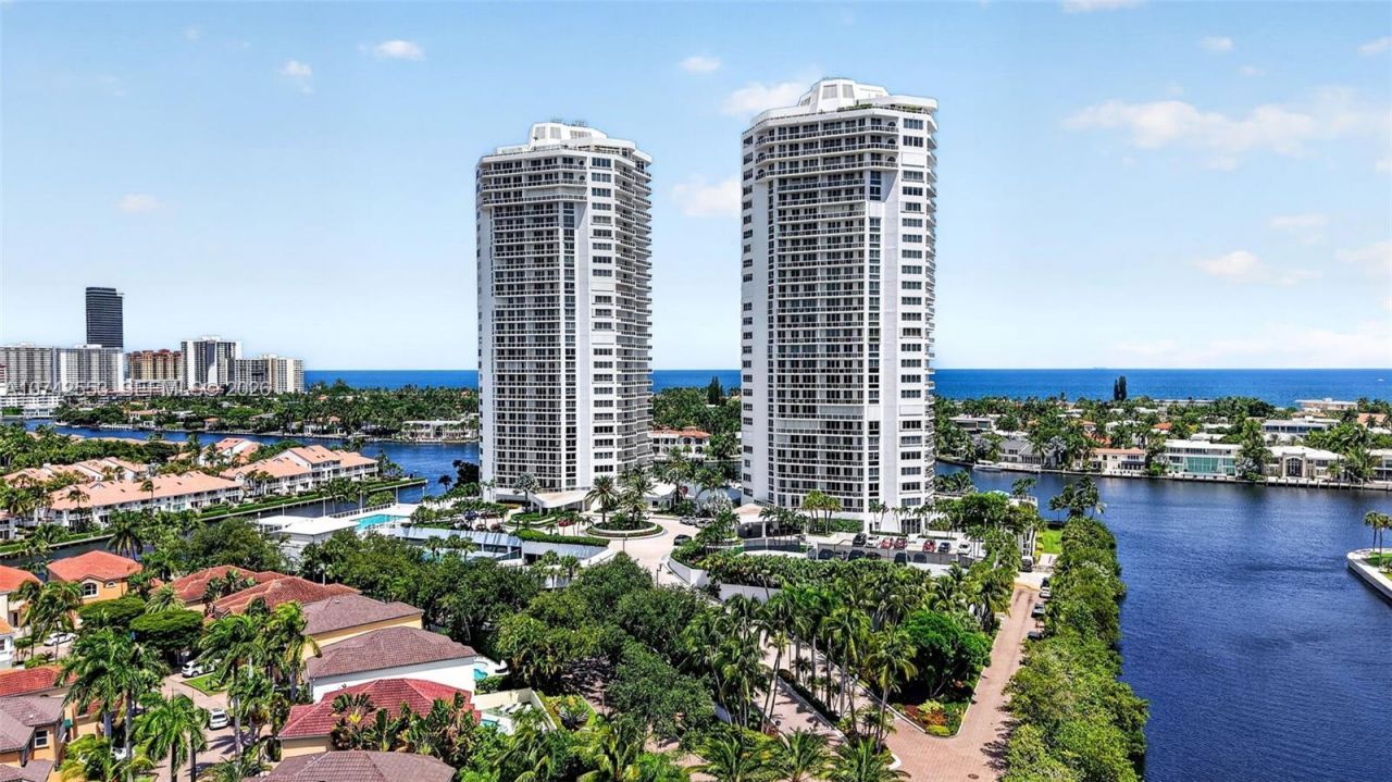 3802 NE 207th St, Unit 2802, Aventura, FL 33180 Photo