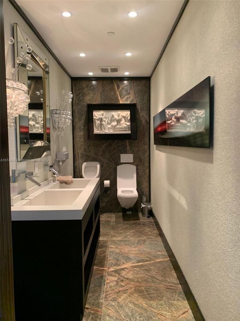 3802 NE 207th St, Unit 2802, Aventura, FL 33180 Photo