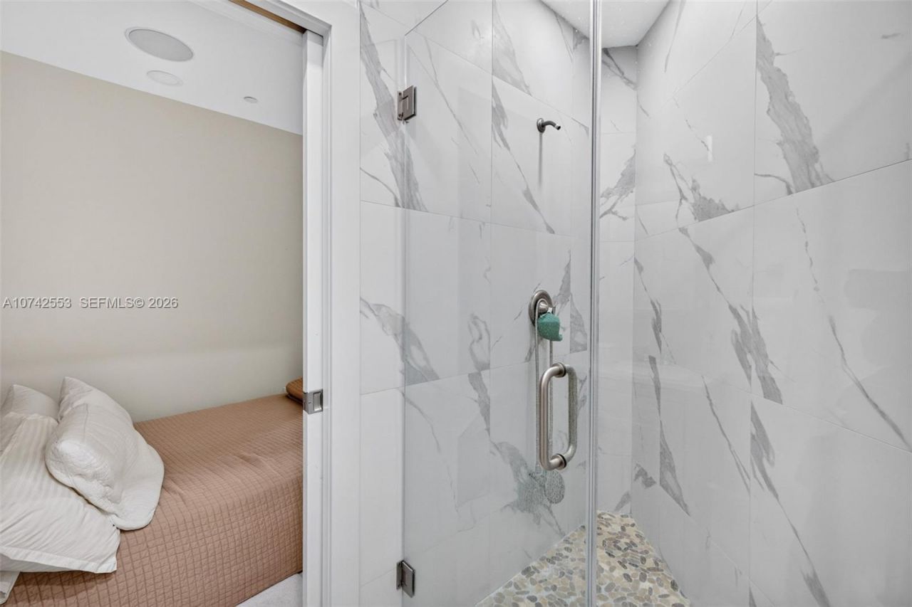 3802 NE 207th St, Unit 2802, Aventura, FL 33180 Photo