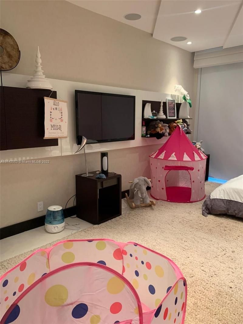 3802 NE 207th St, Unit 2802, Aventura, FL 33180 Photo